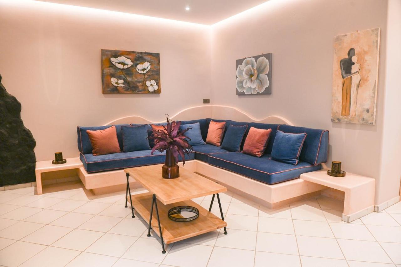 The Rock Luxury Homes 梅萨雷亚 外观 照片
